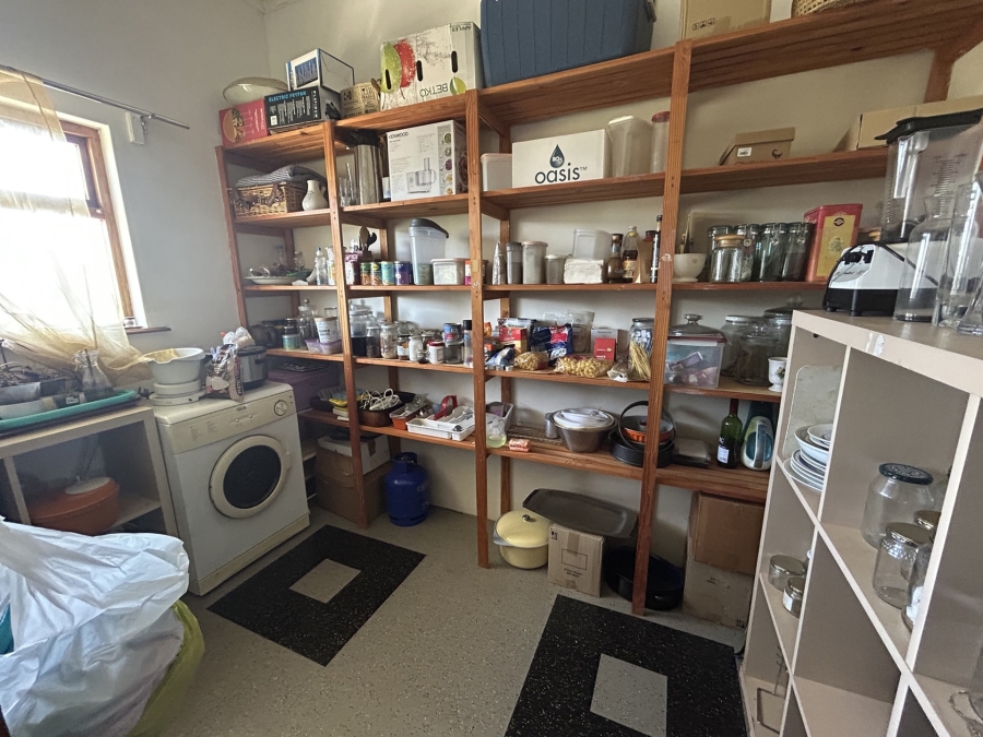 6 Bedroom Property for Sale in Napier Western Cape